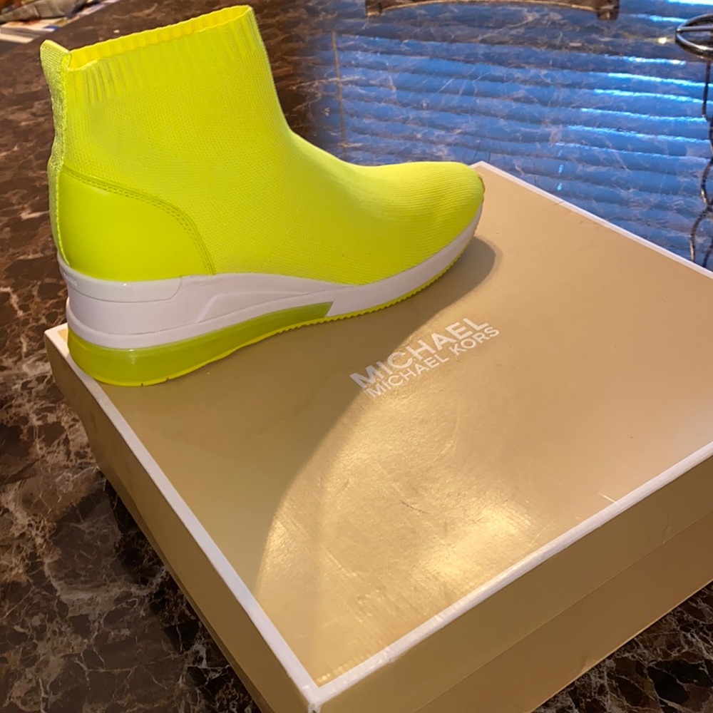 Michael Kors trainers never worn!!!